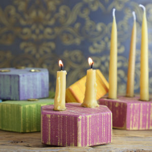 Hex Candle Holder Mauve/Yellow Distressed